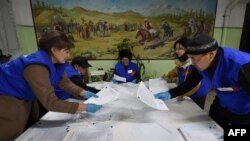 Шайлоо участкаларынын биринде тартылган сүрөт.