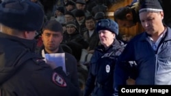Орусиядагы борбор азиялык мигранттар. 