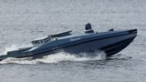 Украинский беспилотный морской аппарат Magura V5 на воде во время выставки военной техники и оружия, 13 апреля 2024 года