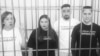 "Кийимдерин тартып алышкан". Абактагы журналисттер тинтүүгө кабылды 