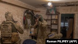 Félezer orosz katonát lőttek le Bahmutnál az ukrán mesterlövészek 