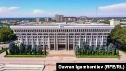 Жогорку Кеңештин имараты