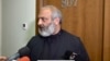 Բագրատ սրբզանը զրուցում է լրագրողների հետ, Երևան, 25-ը մայիսի, 2024թ.