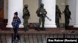 Захоплення Криму було військовою операцією Росії. Фотосвідчення