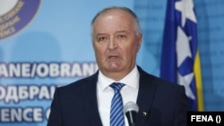 Zukan Helez, ministar odbrane BiH (fotoarhiv)