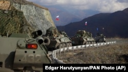 2020-ի նոյեմբերի 9-ի եռակողմ համաձայնագրի ստորագրումից հետո ռուս խաղաղապահները ժամանում են Լեռնային Ղարաբաղ, 13-ը նոյեմբերի, 2020թ․