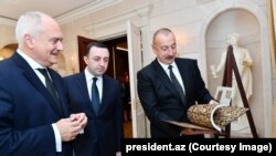 Ադրբեջանի նախագահ Իլհամ Ալիևը և Վրաստանի վարչապետ Իրակլի Ղարիբաշվիլին Ղարաբաղի մասին ցուցահանդեսին