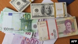 Եվրոյի, դոլարի և իրանական ռիալի թղթադրամներ, արխիվ