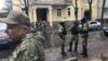 Біля будинку сина міністра внутрішніх справ України Олександра Авакова у Харкові, 31 жовтня 2017 року