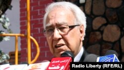 د خبریالانو د ملي ټولنې مشر عبدالحمید مبارز 