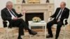 Президент Росії Володимир Путін (праворуч) та президент Чехії Мілош Земан. Москва, травень 2015 року