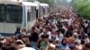 Izbjeglice iz Srebrenice na putu ka Tuzli