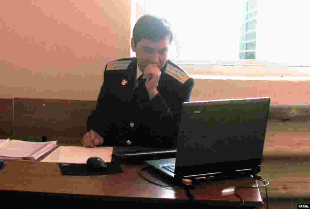Алтай Жәнібеков, Евгений Жовтис ісі бойынша мемлекеттік айыптаушы. Бақанас, 2 қыркүйек 2009 жыл. - Алматы облысының Балқаш аудандық соты адам құқығын қорғаушы Евгений Жовтисті жол жүру ережесін бұзу арқылы кісі өліміне себепкер деген айыппен 4 жылға бас бостандығынан айырды. Үкім 2009 жылы 3 қыркүйекте шығарылды.