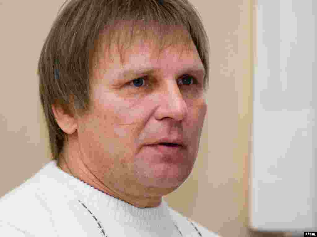 Трэнэр спартоўца Івана Ціхана Сяргей Літвінаў заяўляе пра падмену матэрыялаў - Трэнэр спартоўца Івана Ціхана Сяргей Літвінаў заяўляе пра падмену матэрыялаў