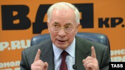 Микола Азаров