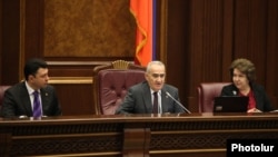 ԱԺ նախագահը և փոխնախագահները, արխիվ