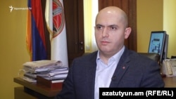 Armenia -- Armen Ashotian, a deputy chairman of the Republican Party of Armenia, speaks to RFE/RL in Yerevan.