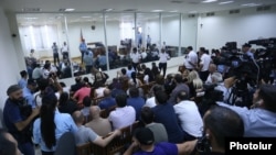 Armenia -- Former President Robert Kocharian and three other former officials stand trial in Yerevan, September 17, 2019.