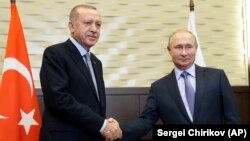 Түрк президенти Режеп Тайып Эрдоган менен орус президенти Владимир Путин. Сочи, 22-октябрь, 2019-жыл.