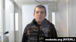 Юры Палітыка на судовым пасяджэньні ў Чарнігаве 3 красавіка 2019 году. Архіўнае фота