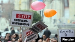 Բողոքի ակցիա պարտադիր կենսաթոշակային համակարգի դեմ, 21-ը նոյեմբերի, 2013