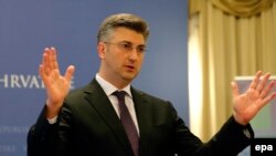 Plenković radi rokadu HDZ-ovih ministara