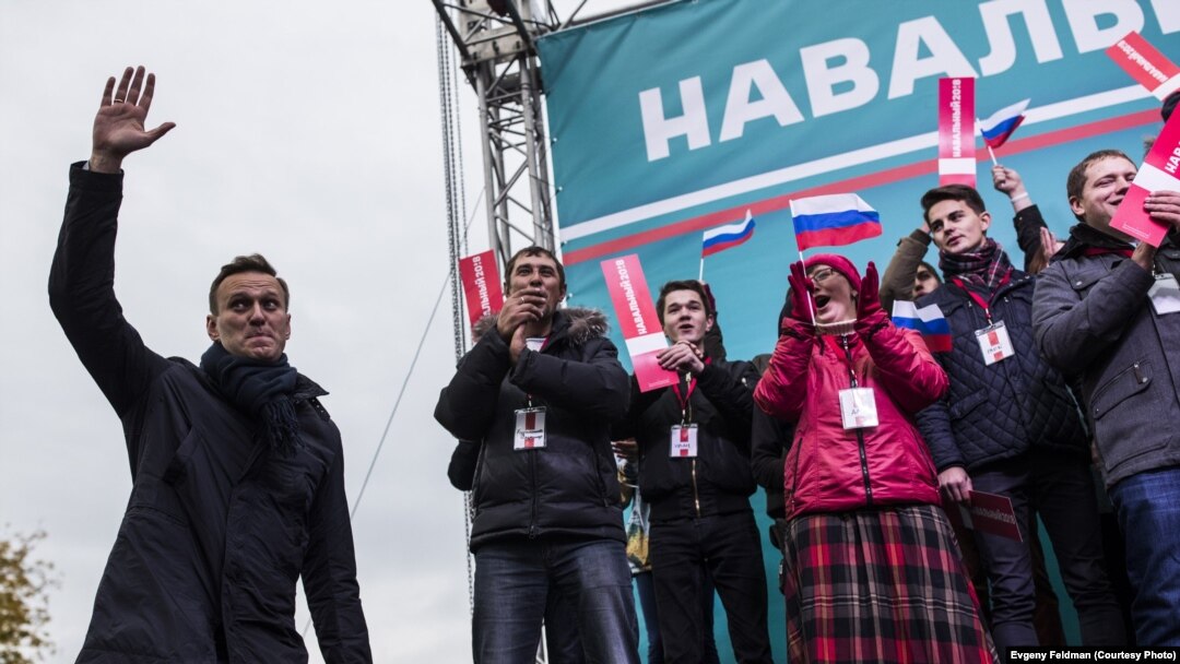 Російський політик Олексій Навальний на мітингу в Новосибірську, вересень 2017 року