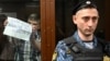 Маскоўскі муніцыпальны дэпутат Аляксей Горынаў атрымаў сем гадоў калёніі за тое, што падчас паседжаньня рады дэпутатаў ён выкарыстаў тэрмін «вайна», а не «спэцыяльная ваенная апэрацыя»