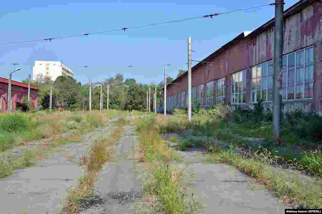 Трамвай паркі. Алматы, 9 тамыз 2016 жыл. 