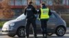 Francuski i nemački policajac u kontroli na granici u Strazburu 16. novembra 2015