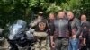 Европейские поклонники мотоклуба «Ночные волки» привезли в Прагу «вечный огонь» из Севастополя, их встретили протестами 