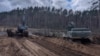 Salvatorii din Lituania să sape într-o turbărie unde a fost descoperit vehiculul soldaților americani dispăruți.