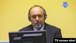 Goran Hadžić tokom suđenja