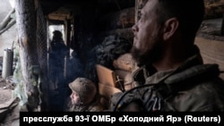 Оборонці України на позиції поблизу Косянтинівки.