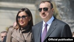 Мехрибан жана Илхам Алиевдер 