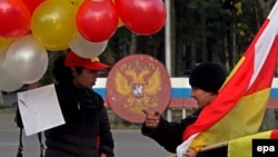 Оригинальностью лозунгов партии в этот политический сезон избирателей не впечатлили