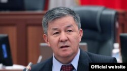 Исмаил Исаков. Архивдик сүрөт.