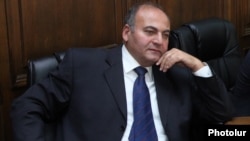 Վիկտոր Դալլաքյան, արխիվ