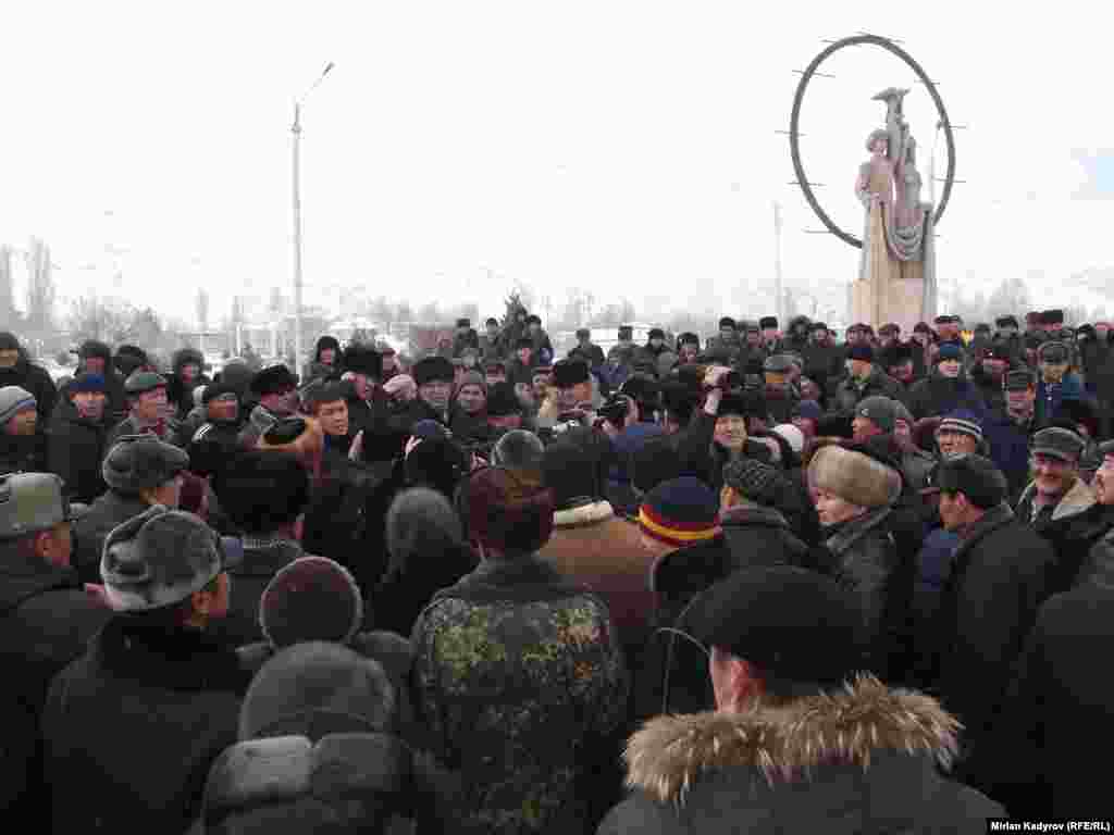 Анда аталган долбоорго терең анализ жасалбаганы баса белгиленип, мыйзамды иштеп чыккан Социалдык өнүктүрүү министрлигине өлкө аймактарын өнүктүрүү боюнча концепция иштеп чыгууну тапшырган.