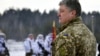 Президент Порошенко зупинив «гарячу війну», але не приніс миру