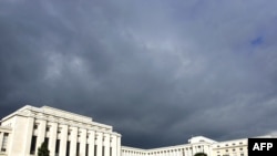 А на вопрос о том, когда отпадет необходимость в Женевских дискуссиях, посол, улыбнувшись, ответил: «Когда наступит мир!»