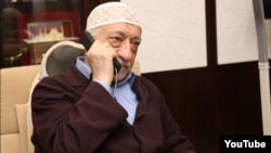 Фетхуллах Гюлен категорически опроверг свою причастность к попытке вооруженного переворота