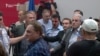 Лидерот на СДСМ Зоран Заев облеан во крв откако демонстрантите упаднаа во прес салата во Собранието