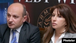 Armenia -- Opposition MPs Stepan Safarian and Zaruhi Postanjian at a news conference, 6May2011.