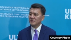 Ерлан Қарин.