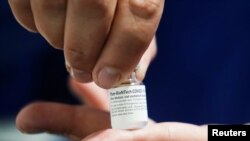 Пълното одобрение на ваксината се очаква да повиши значително броя на ваксинираните, а държавните учреждения и компаниите в САЩ могат да започнат да изискват задължителни имунизация за персонала
