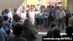 Сход прадпрымальнікаў рэчыцкага рынку «Славянскі»