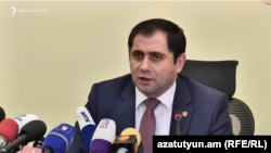 Տարածքային կառավարման և ենթակառուցվածքների նախարար Սուրեն Պապիկյան, արխիվ