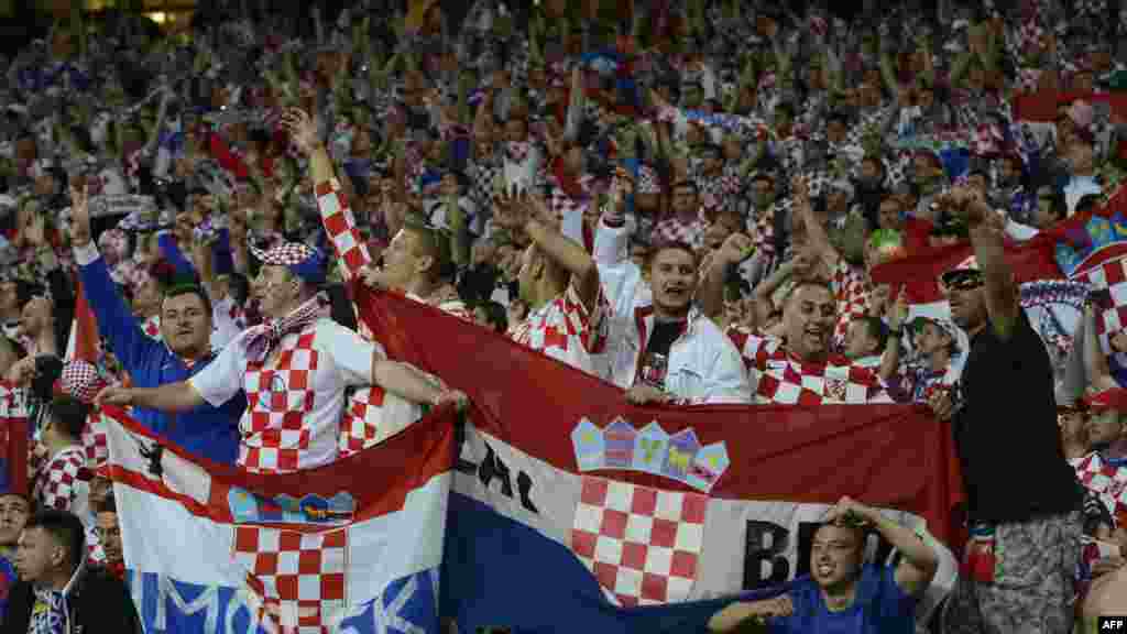 Poljska - Poznan, 10. juni 2012. Foto: AFP / Odd Andersen