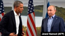 Барак Обама менен Владимир Путин эки тараптуу сүйлөшүү маалында. Түндүк Ирландия, 17-июнь, 2013.